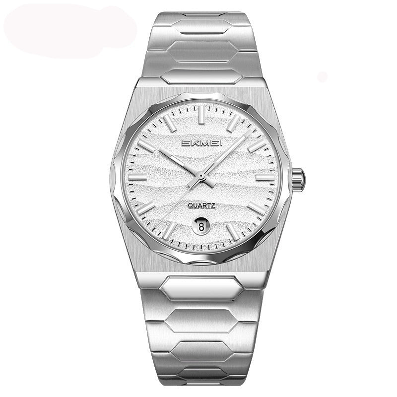 Golden Heir men's watch with steel band and calendar function, showcasing a sleek design and detailed watch face.