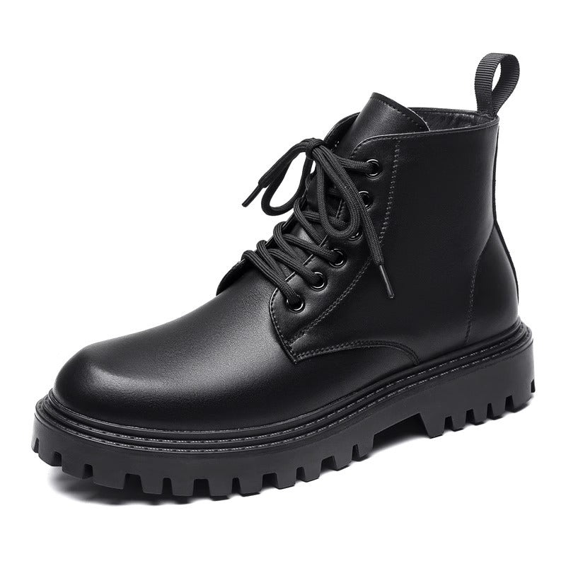 Men's leather boots in British style from Golden Heir, featuring classic design and rich brown color for autumn wear.